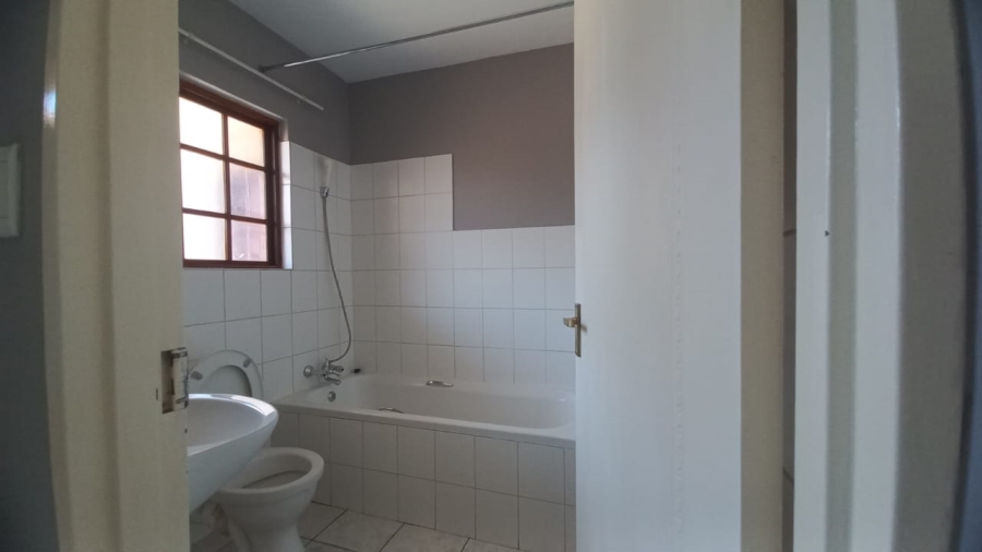 To Let 1 Bedroom Property for Rent in Brandwag Free State